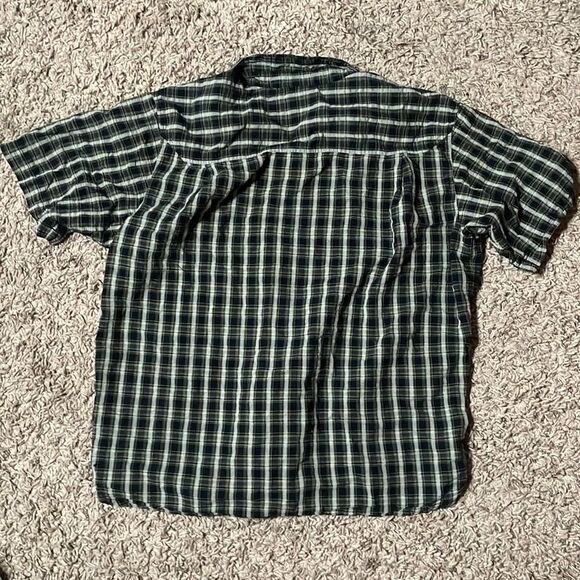 Merrell Shortsleeve Buttondown - Picture 2 of 3